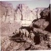 Progressiion dans un canyon du Tibesti - Février 1971 
